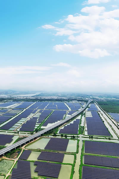 Aquavoltaics Utility-scale Power station （Hezhou North, Zhuhai，China）